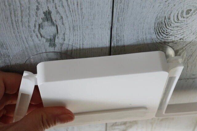 ダイソーのしっかり支えてくれる吸盤補助板