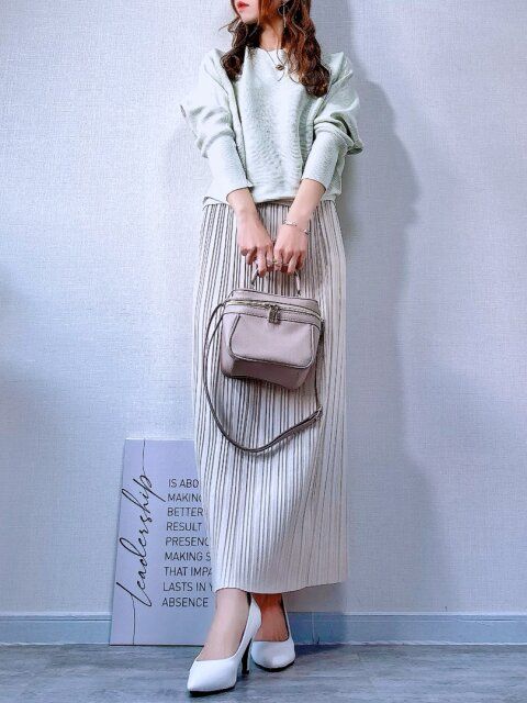 ライトグリーン×ホワイトのフレッシュコーデ