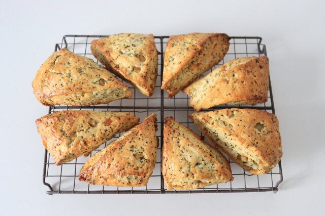 焼きあがったスコーン