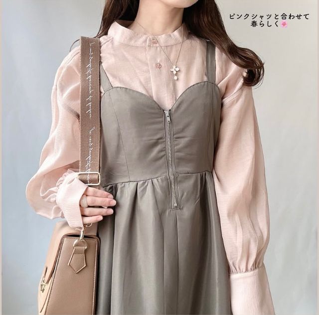 フロントジップワンピース