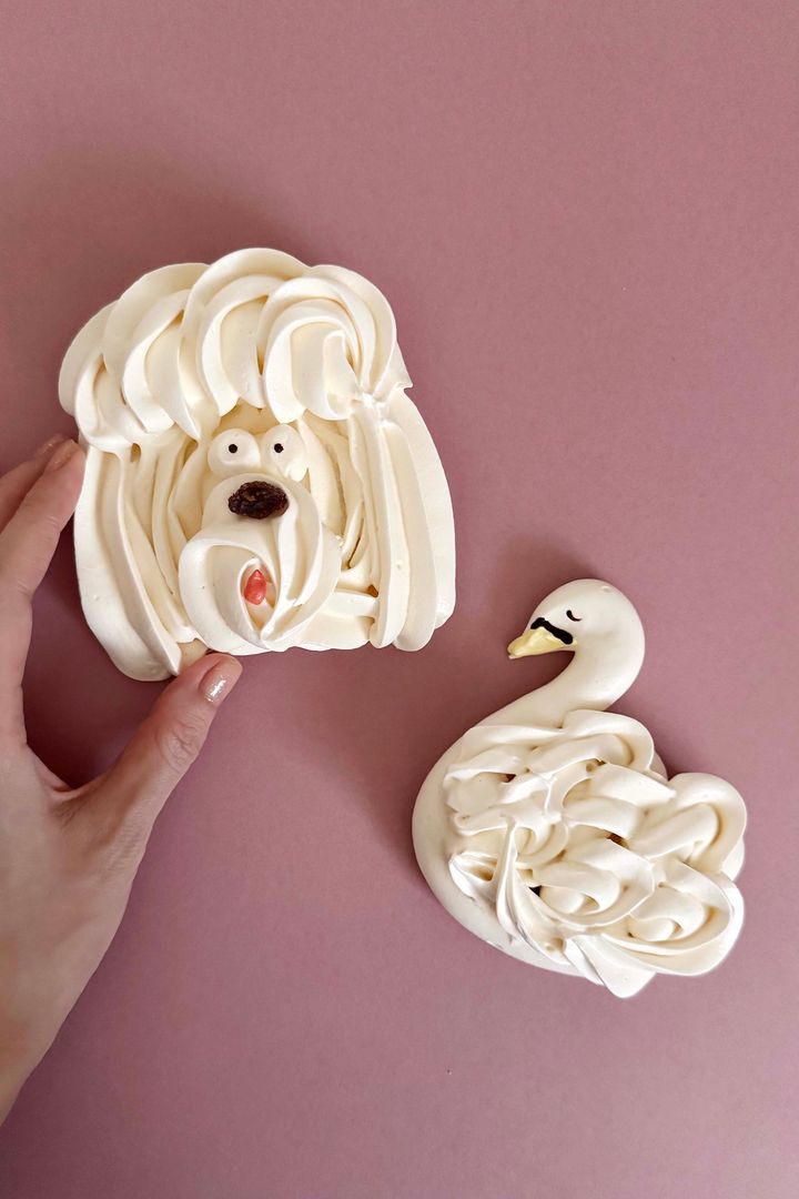 2025年のいちごスイーツ◎ 奈良・パティスリー クリアンで豪華ないちごパフェとかわいいいメレンゲ菓子【ささやかですてきなもの 大谷有紀 vol.233】