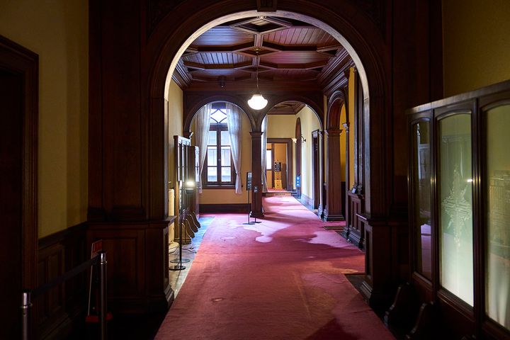 廊下のアーチもすばらしくフォトジェニック