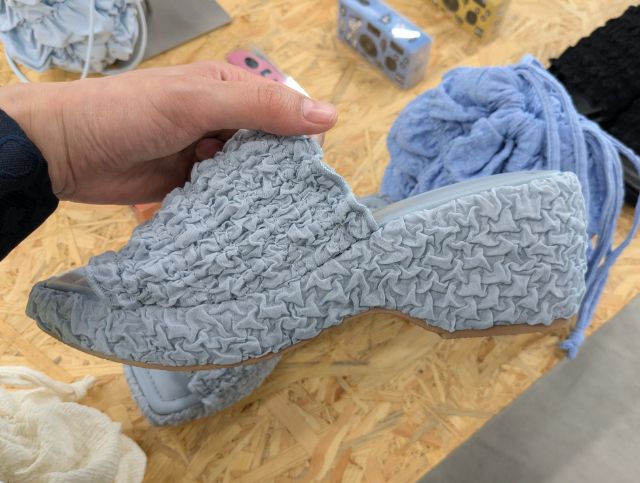 シャーリングプラットフォームミュールの側面