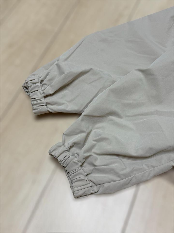 画像: 袖口もしっかりしている