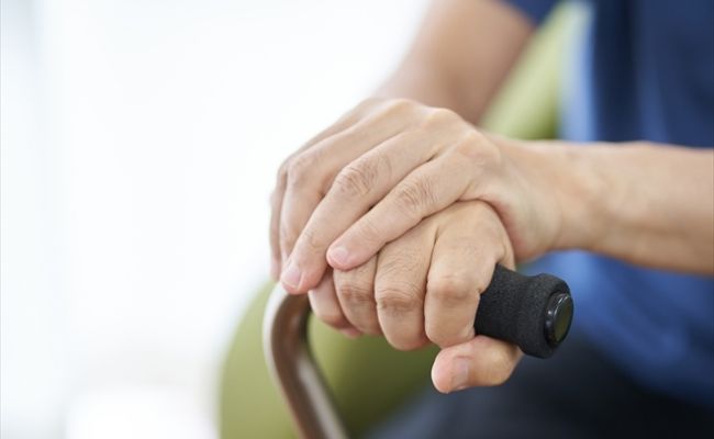 「少しばかりの後悔もあるけれど」亡き父の介護で心が痛んだことは【体験談】