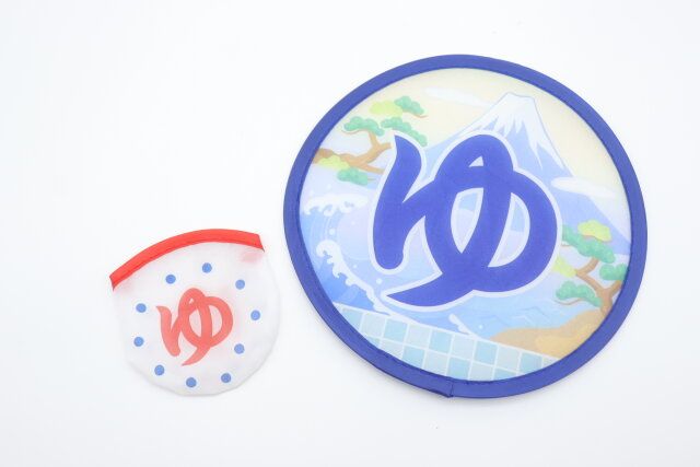 ダイソーの折りたたみうちわ（銭湯）のデザイン