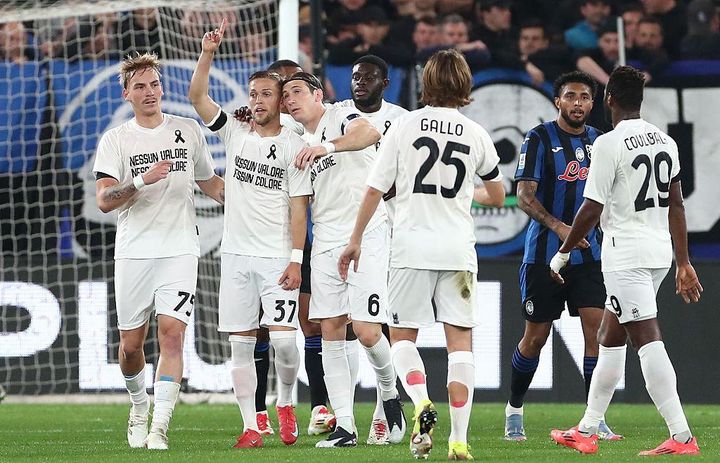 妻と子供4人を残して急死する悲劇…怒るイタリアチームが前代未聞の『真っ白ユニフォーム』を着た理由