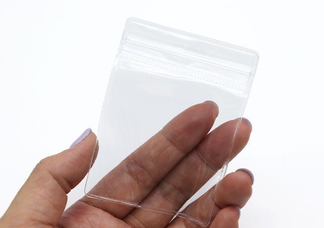 ダイソー アクセサリー収納袋（8枚）