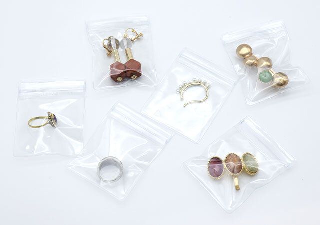 ダイソー アクセサリー収納袋（8枚） 使用例