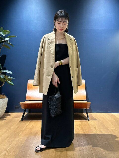 黒キャミワンピースコーデ3