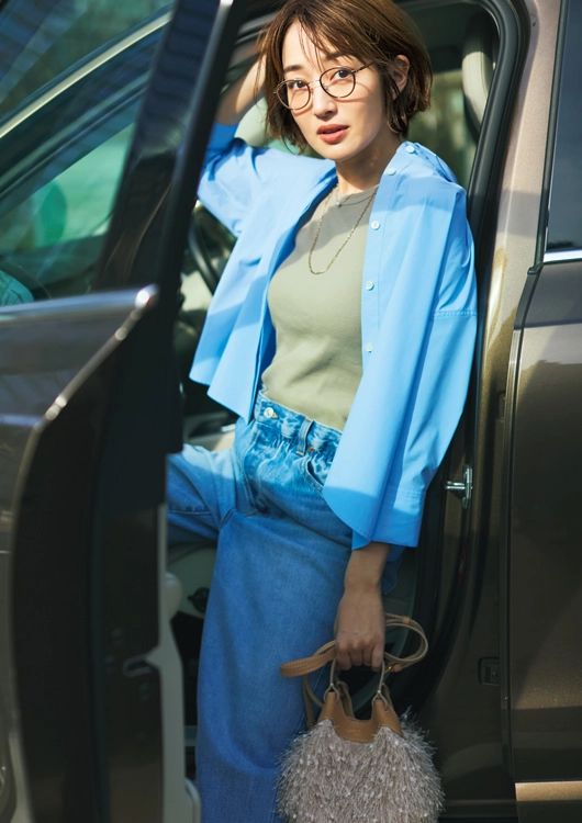 絶妙な抜け感でつくるきれいめカジュアル