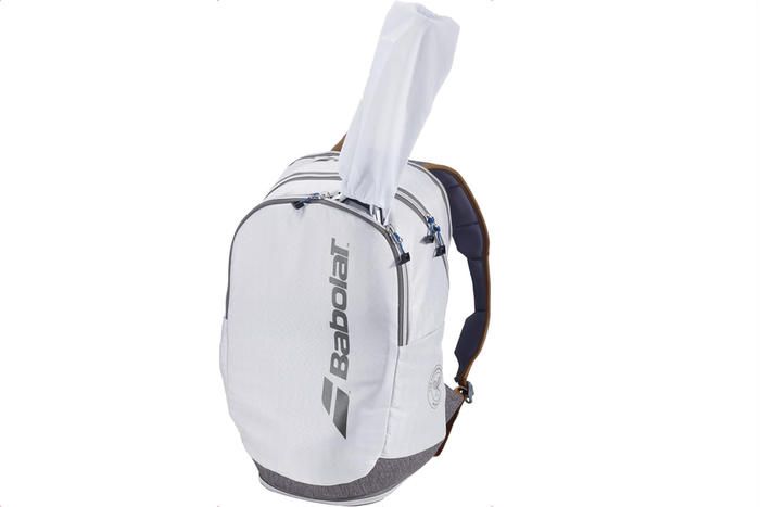 バボラのリュック型ラケットバッグ