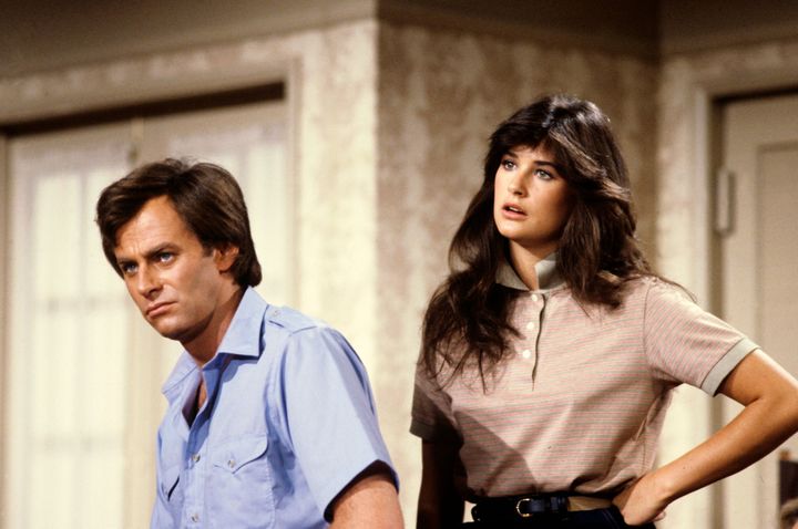 「ジェネラル・ホスピタル」には1982〜1984年に出演した。左からトリスタン・ロジャース、デミ・ムーア。