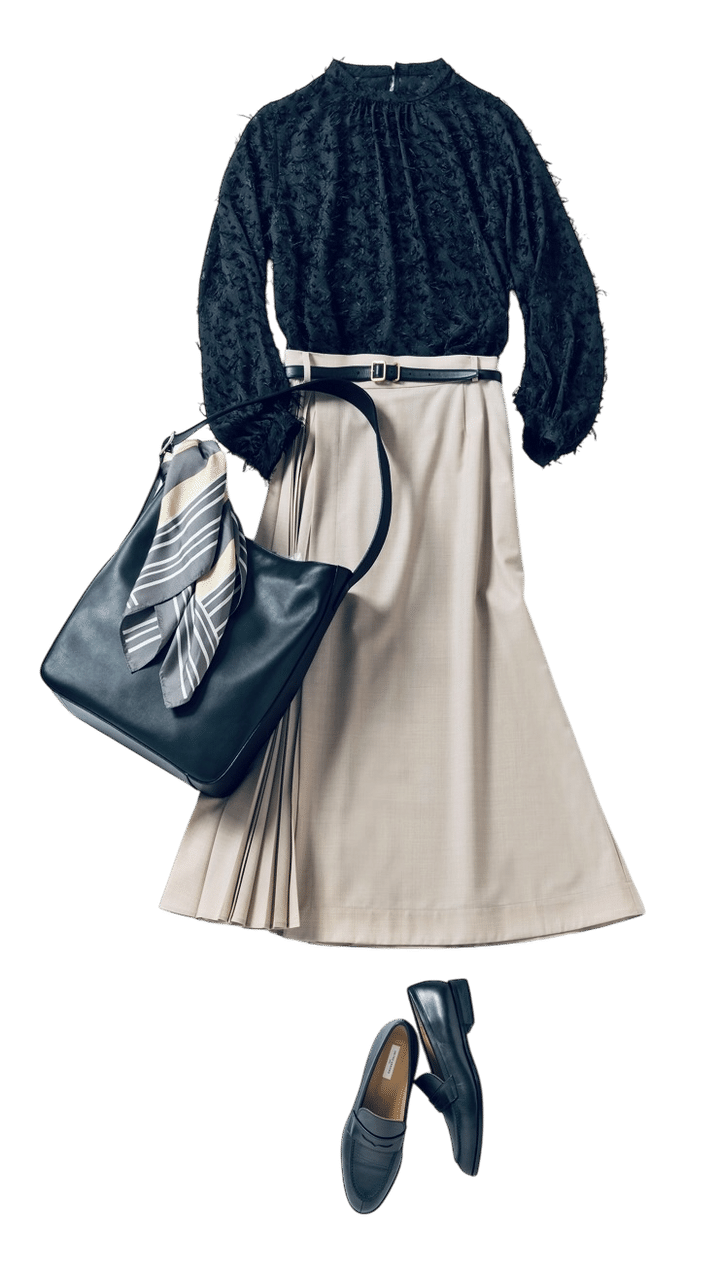 エブールのベージュセットアップ