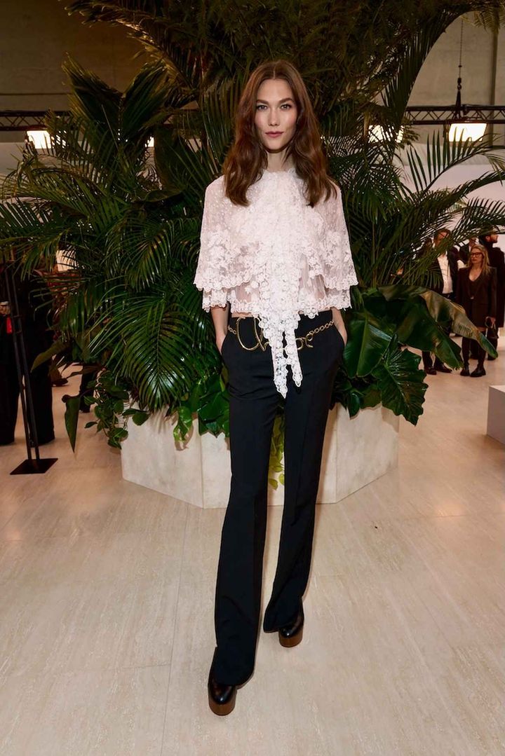 画像: モノトーンで魅せるシックな大人ボヘミアン