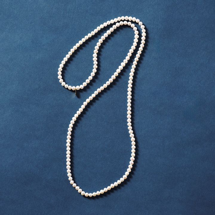 コーデに上品さがプラスされる！オシャレなパールアクセサリー4選