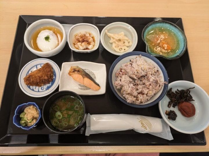 リバージュアケボノ、朝食