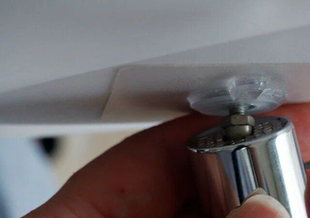 ダイソー ユニバーサルソケット