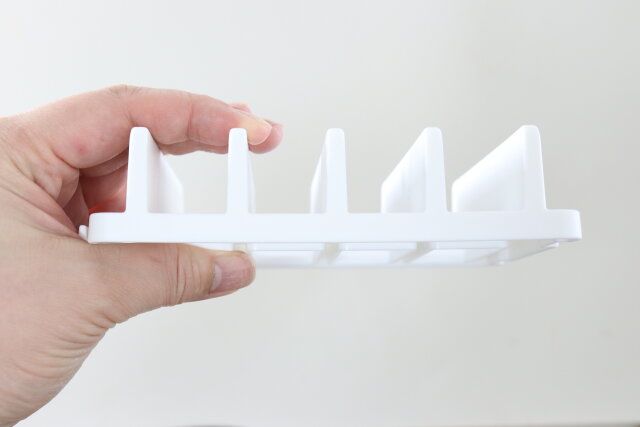 セリアの小さい水切りディッシュラック