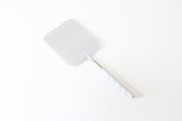 調節ハエたたき