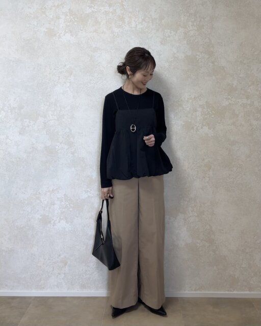 チノパン合わせでキレイめカジュアルコーデ