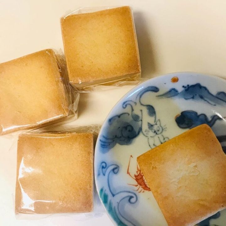 台湾 手天品のパイナップルケーキ