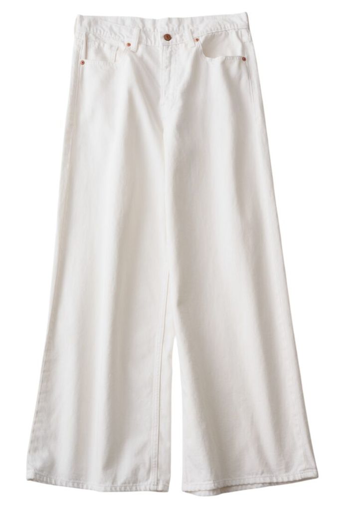 デニムパンツ¥9,990／ギャップ