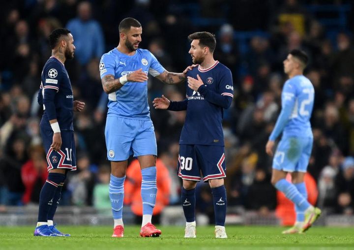 メッシとネイマールは”制覇“！34歳スターが交換したユニフォームコレクションがすごい