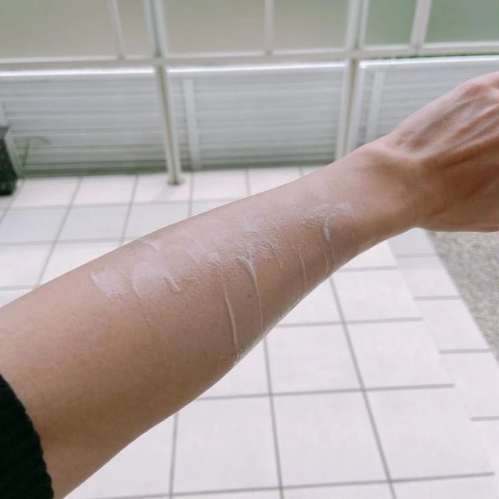 【田中みな実さんの愛用日焼け止め】