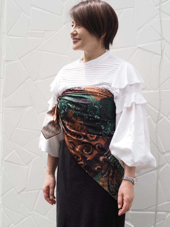 スカーフをビスチェ風にアレンジ