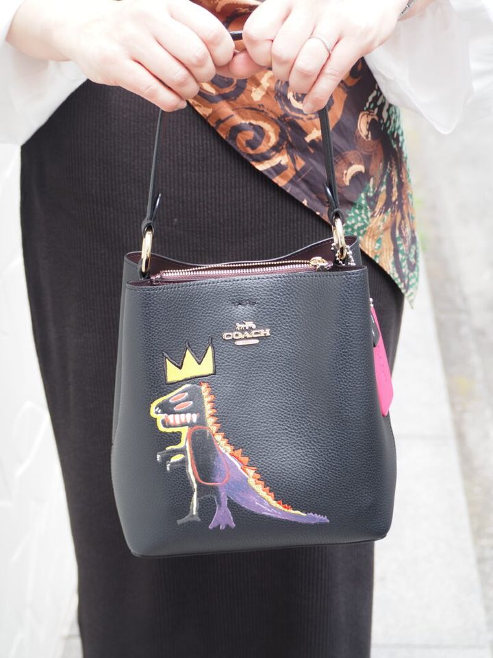 コーチ×バスキアのバッグ