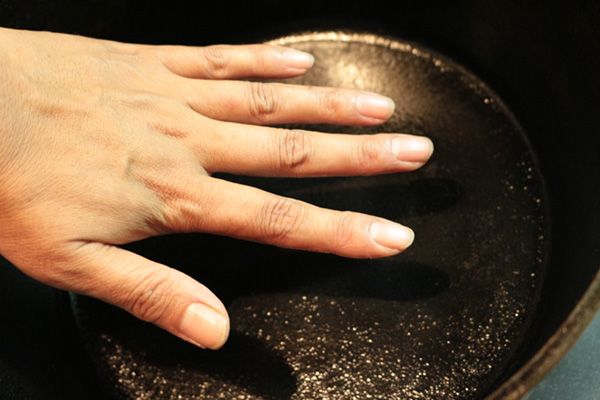 「意外と知らない」ダッチオーブンの正しい使い方知ってる？画期的なテクニックも徹底解説！