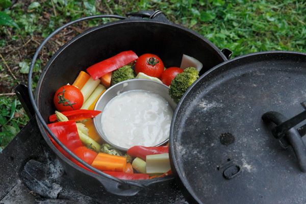 「意外と知らない」ダッチオーブンの正しい使い方知ってる？画期的なテクニックも徹底解説！