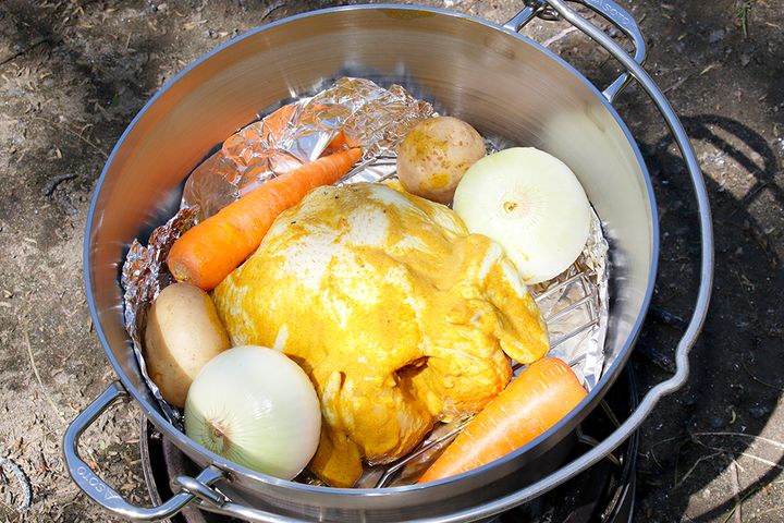 「意外と知らない」ダッチオーブンの正しい使い方知ってる？画期的なテクニックも徹底解説！