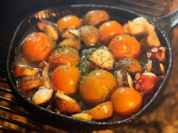 「意外と知らない」ダッチオーブンの正しい使い方知ってる？画期的なテクニックも徹底解説！