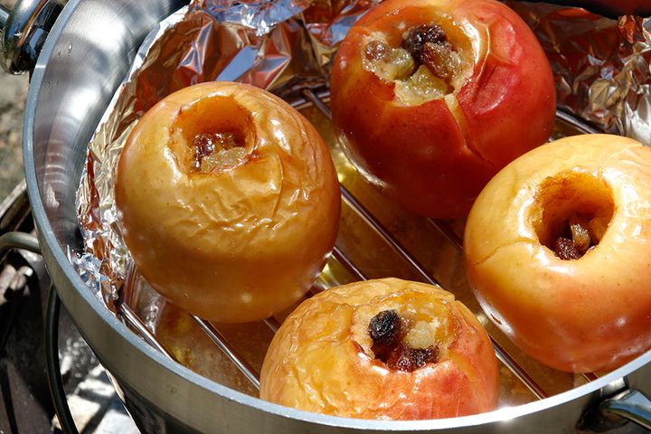 「意外と知らない」ダッチオーブンの正しい使い方知ってる？画期的なテクニックも徹底解説！