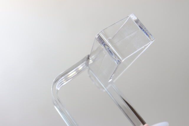 スプレーボトルホルダー 形状