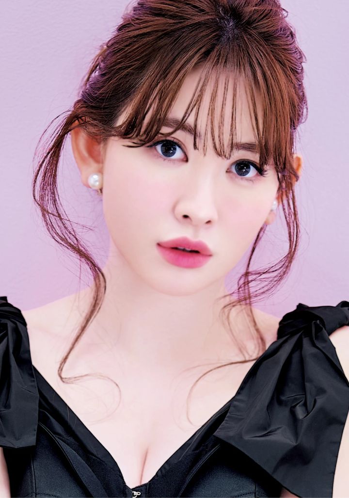 【夏メイク2025】大人ドーリーな魅力満開のピンクメイクで惹きつけて♡