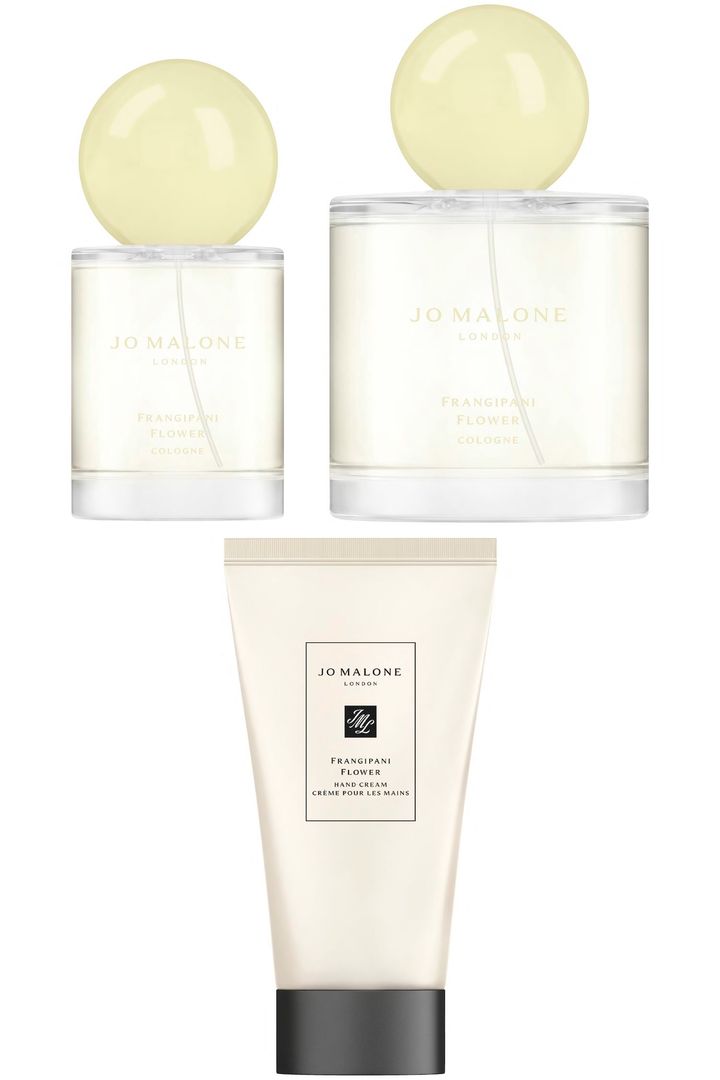 〈上左から〉フランジパニ フラワー コロン 30ml ￥12,430、100ml ￥24,750 〈下〉フランジパニ フラワー ハンド クリーム 30ml ￥4,620（すべて5月7日より阪急うめだ限定先行、5月9日より全国限定発売）