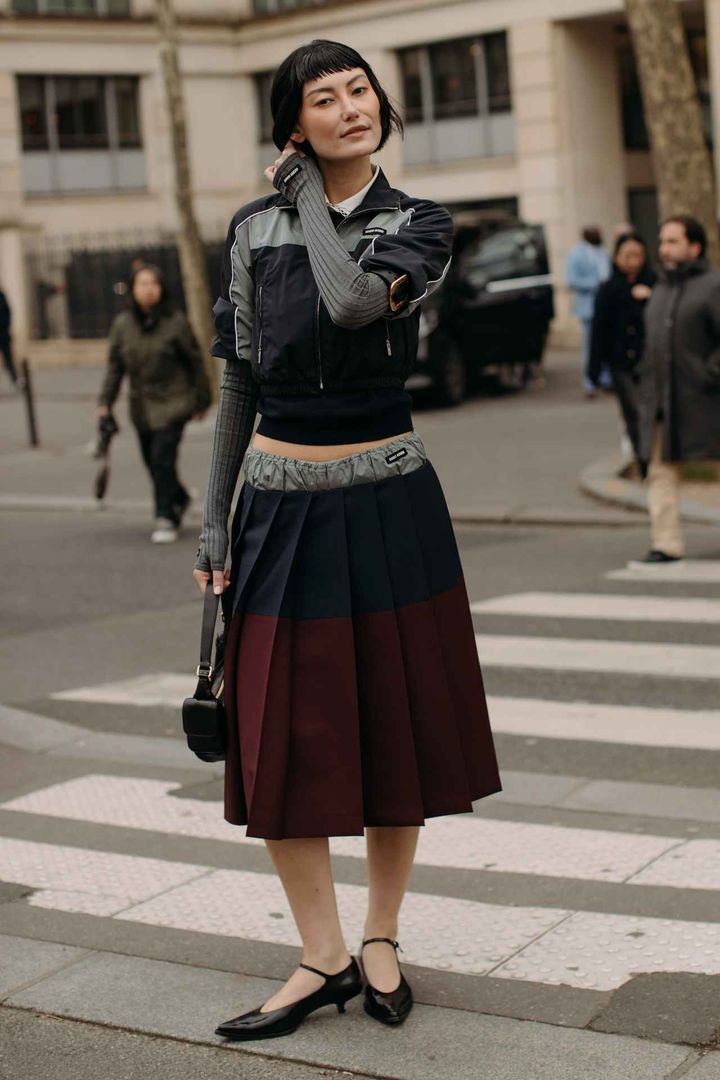 画像: 凝ったレイヤードが目を引くスポーツミックススタイル