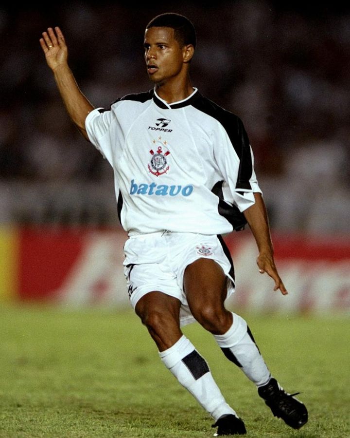 名門コリンチャンス、世界大会「初優勝」25周年の新ユニフォーム発表！伝説チームを称えるデザイン