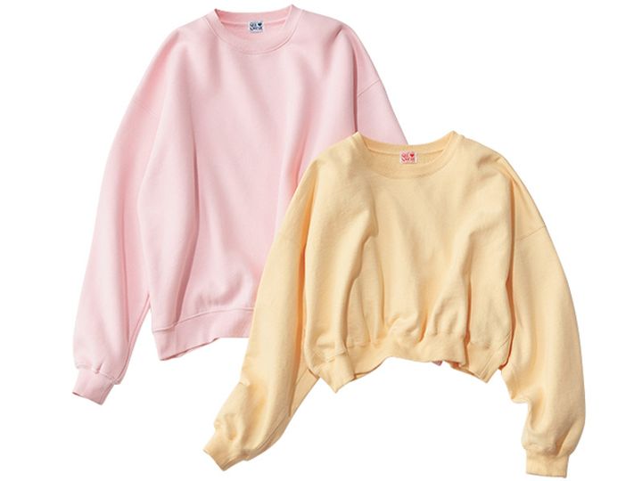 シールームリンのピンク色とイエローのスウェット