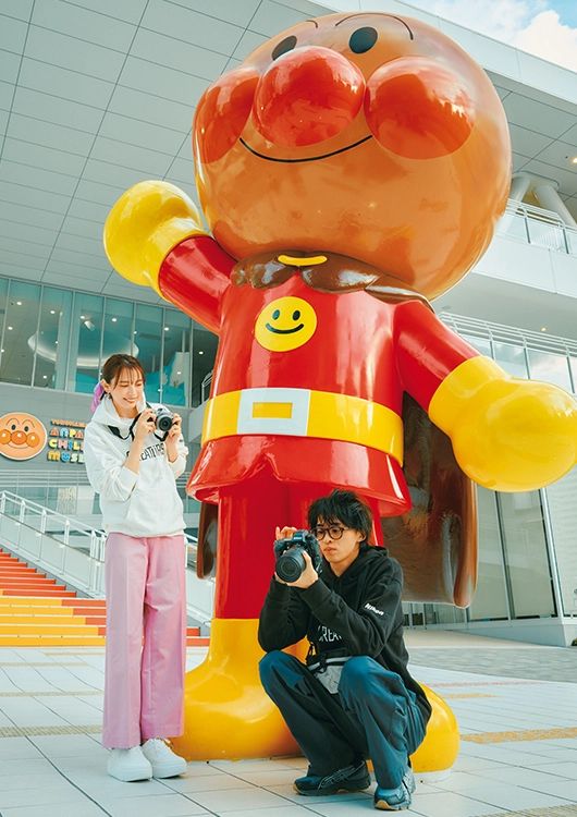 春カラーで魅せる楽ちん通勤コーデ