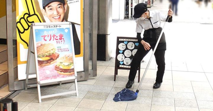 仕事中の本田さん