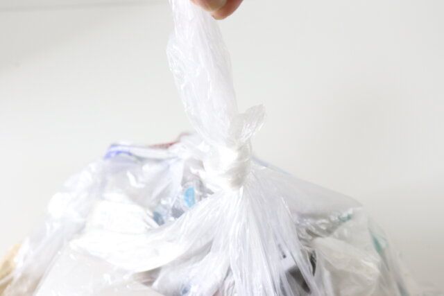 ダイソーコンパクトな包装のごみ袋使用感