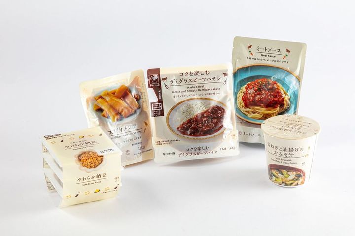 ローソンプライベートブランドの再改修後の商品（23年2月13日時点）