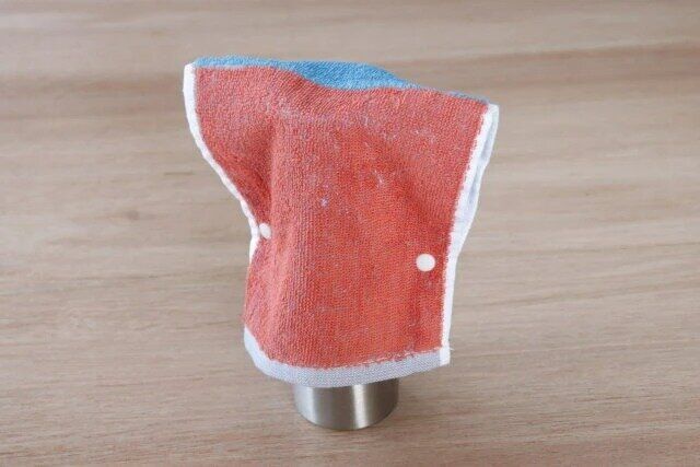 ダイソー カブセルハンカチ（ブルー・オレンジ）