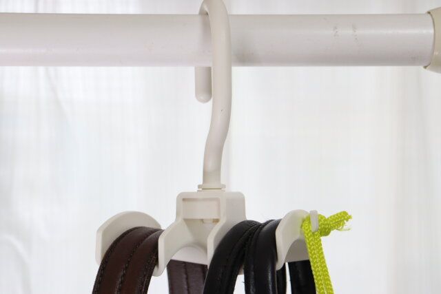 セリアのバッグハンガーの使用例
