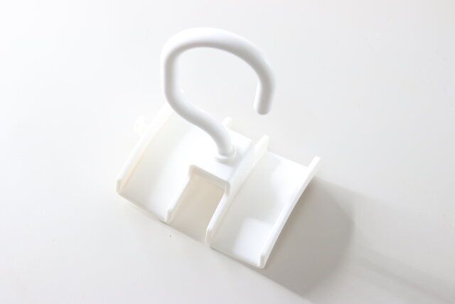 セリアのバッグハンガー 2つ用