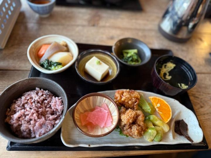 古代米と大和野菜のヘルシーランチ